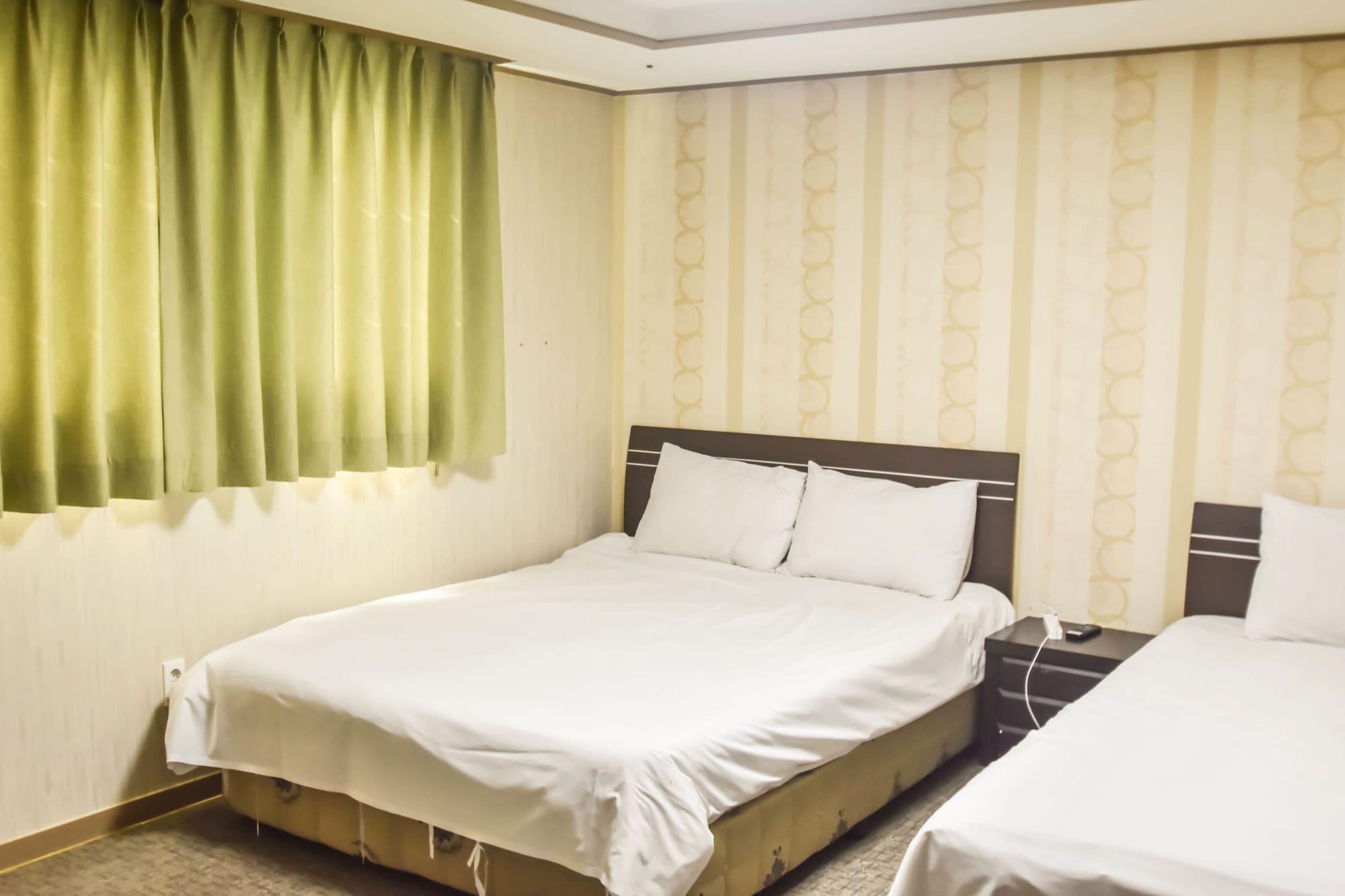 Olle Tourist Hotel Чеджудо Экстерьер фото